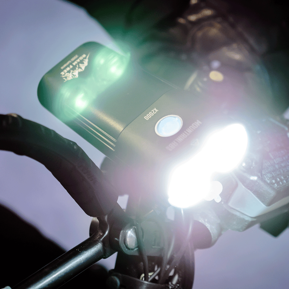 X2000 Flashlight Kit - 2000 Lumen Beam | Remote, IPX6 – Mountain Lab USA