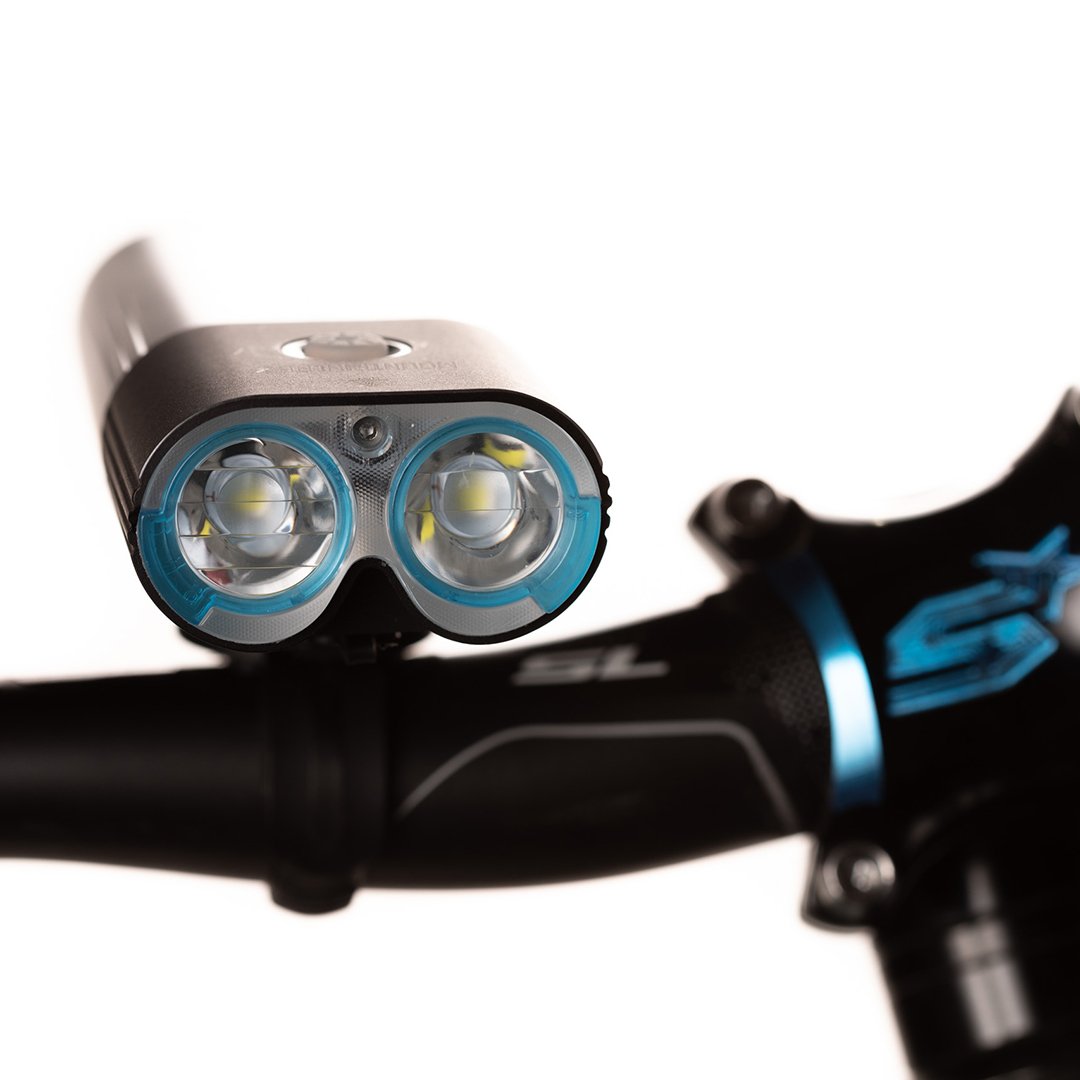 x1800 Lumen Flashlight Kit – Mountain Lab USA